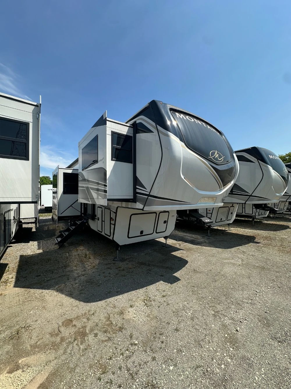 Indiana's Largest Factory Direct RV Dealer | New & Used Fifth Wheels ...