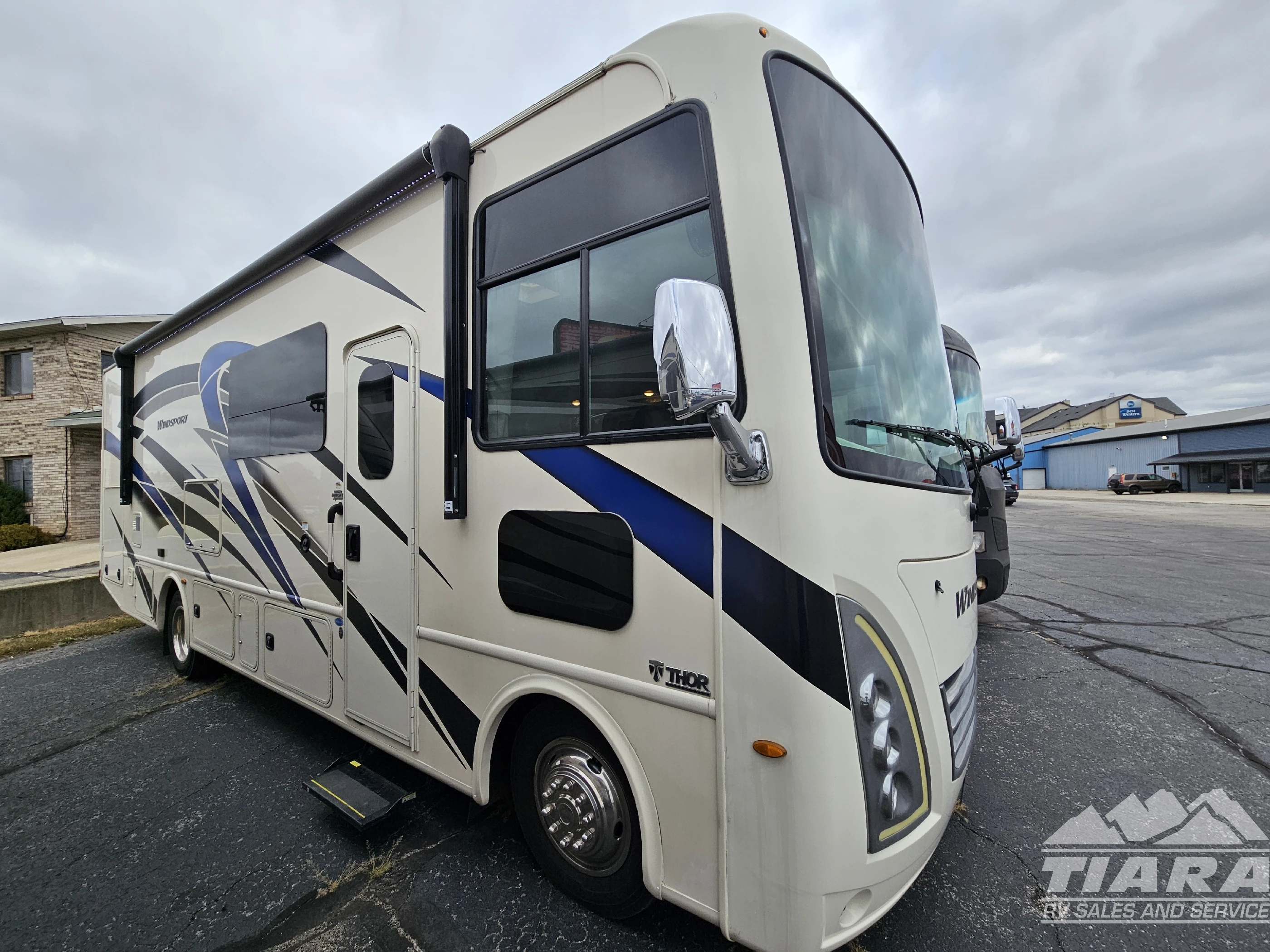 Tiara Rv Indiana's Largest Factory Direct RV Dealer | New & Used Fifth Wheels ...