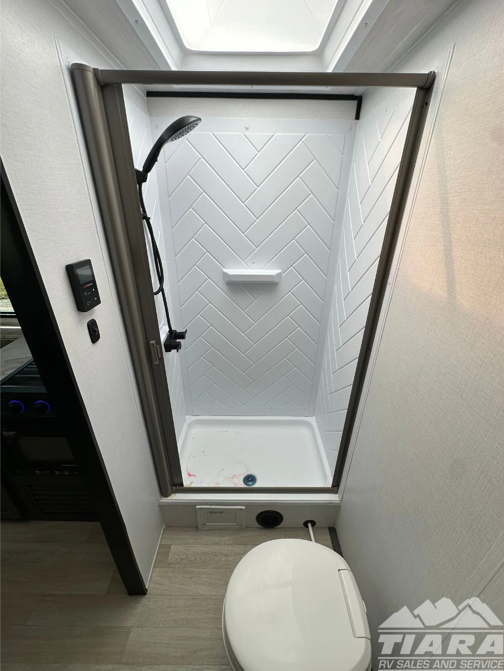 Tiara Rv 2026 Keystone Rv Bullet 18RBC Travel Trailer in Eklhart, IN - 430634