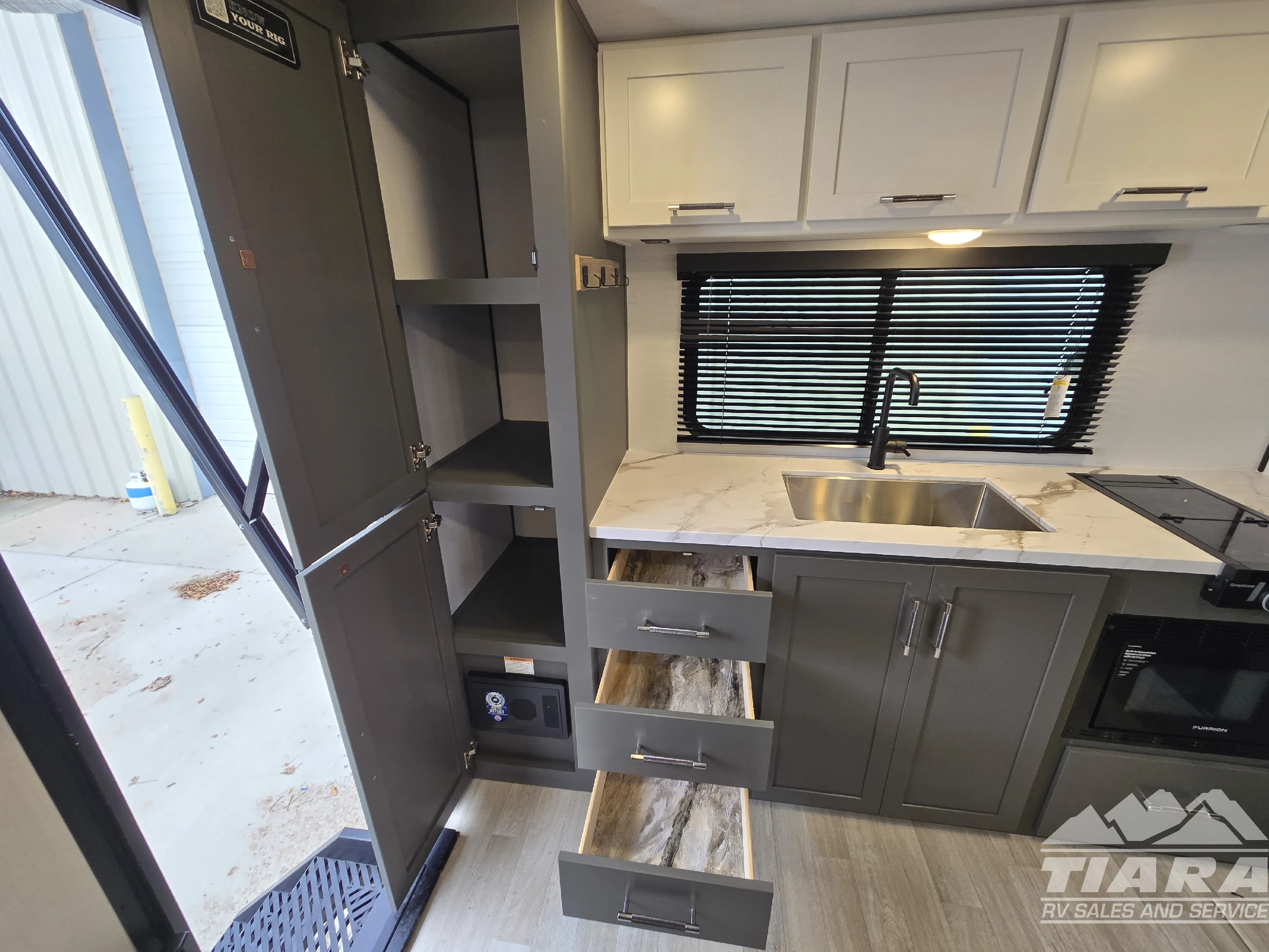 Tiara Rv 2026 Keystone Rv Bullet 21RKC Travel Trailer in Eklhart, IN - 431374