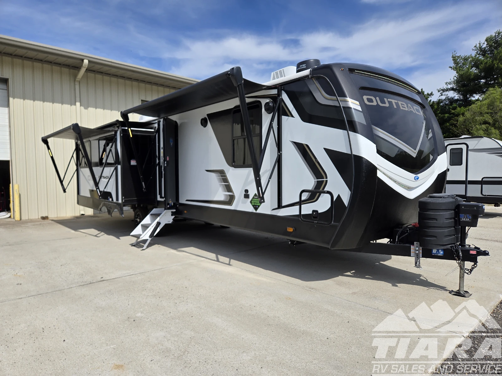 2025 Keystone Outback 328rl